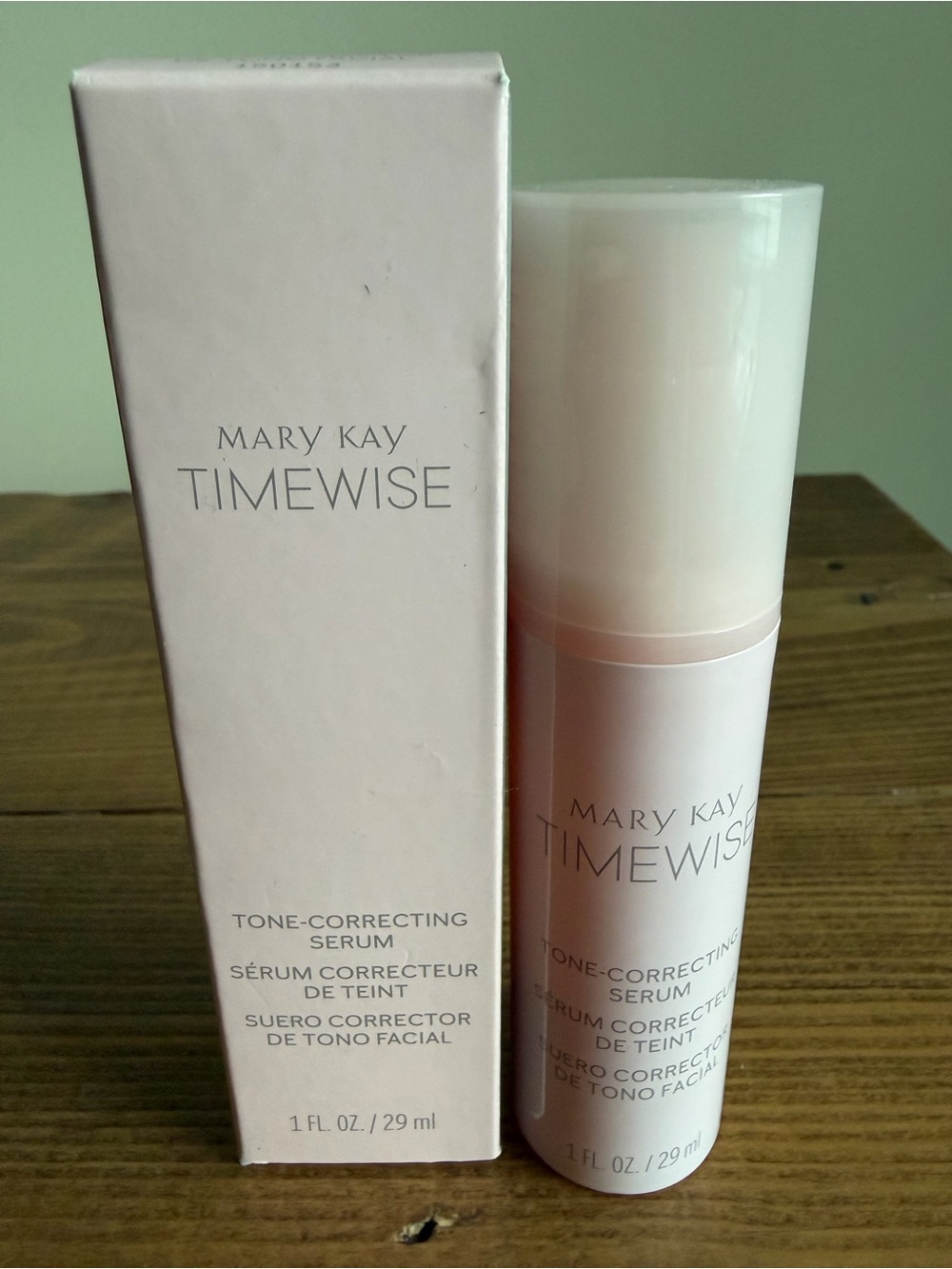 NIB Mary Kay Tone Correcting Serum